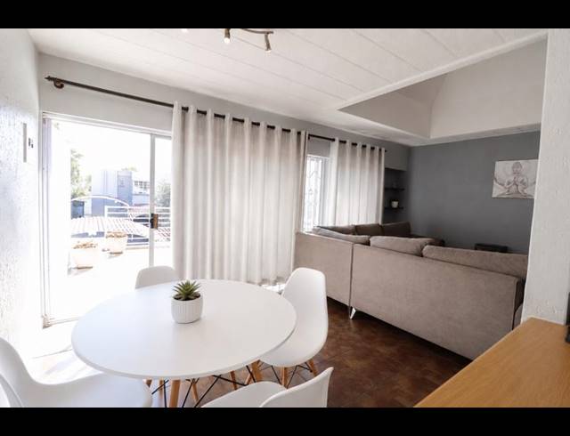 1 BEDROOM APARTMENT FOR SALE IN LONEHILL